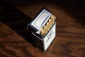 ホットパックを使った肩の関節痛みの緩和方法は？