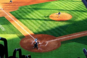 野球肩を持つ選手がベンチ入り時に持参すべきグッズは？